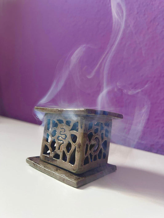 𝗠𝗲𝗺𝗼𝗿𝗶𝗲𝘀 𝗜𝗻𝗰𝗲𝗻𝘀𝗮𝗿𝗶𝗼